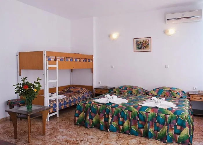 Varshava 2* גולדן סנדס